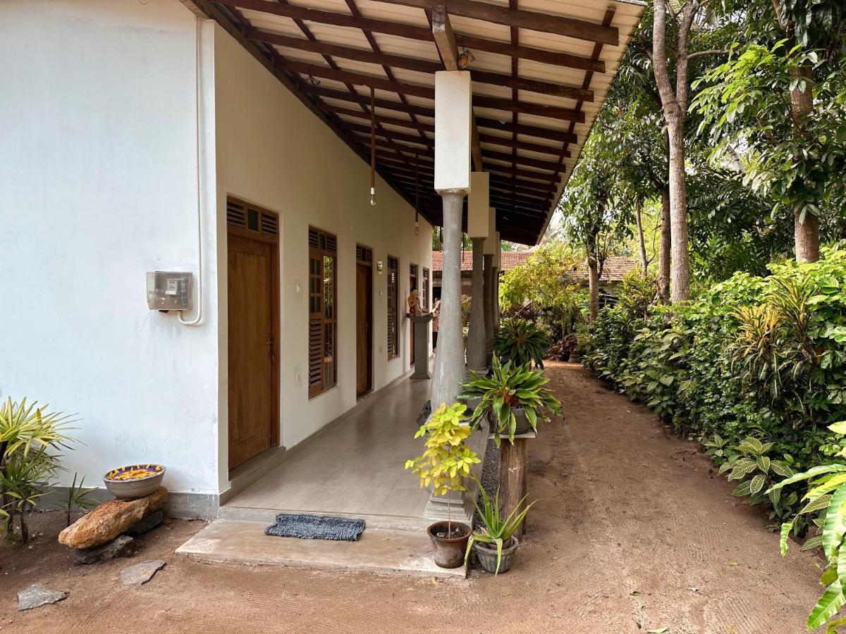 Midigama Inn Ахангама Экстерьер фото