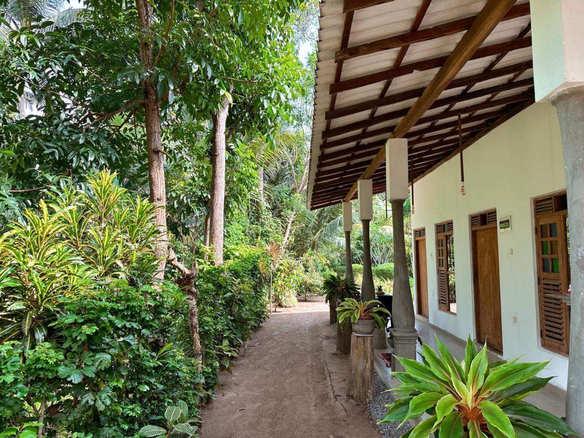 Midigama Inn Ахангама Экстерьер фото